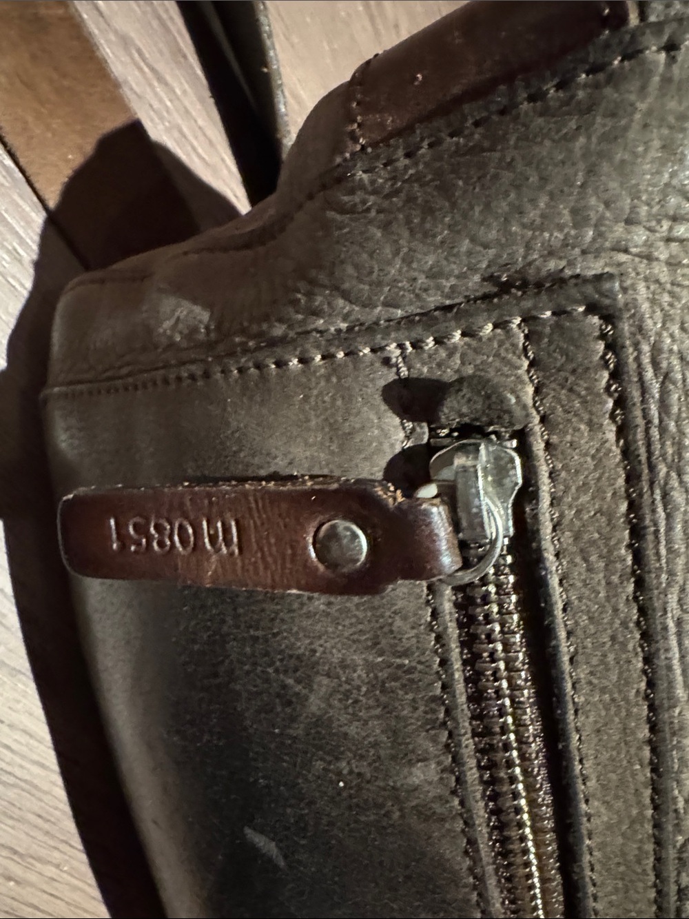 M0851 crossbody leather bag - Picture 6 of 9